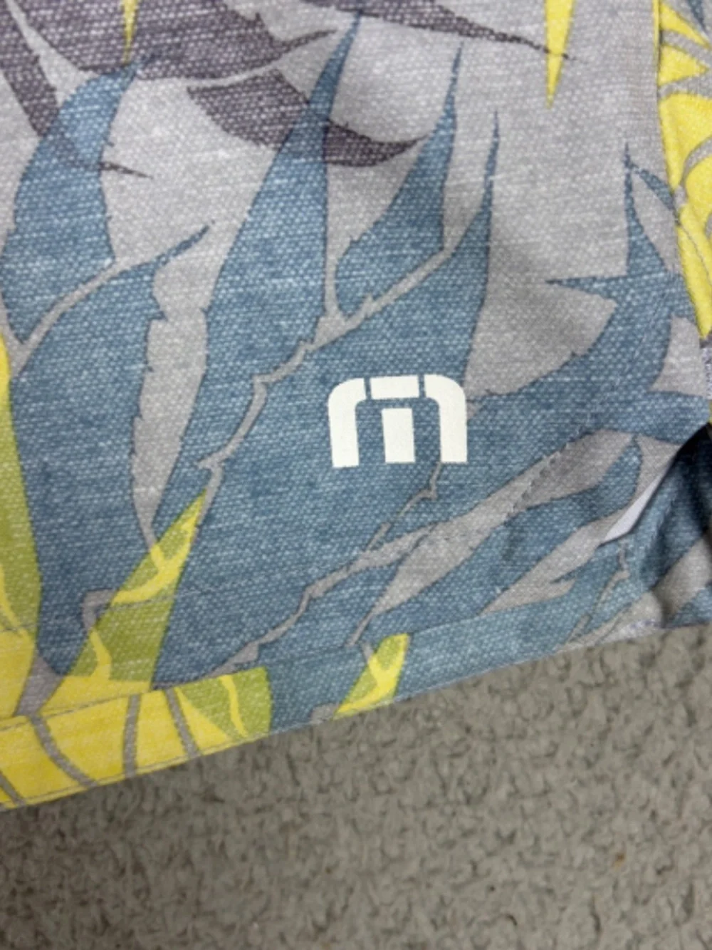 Travis Mathew Board Shorts Mens Size 38 Multicolor Floral Swim Drawstring Beach